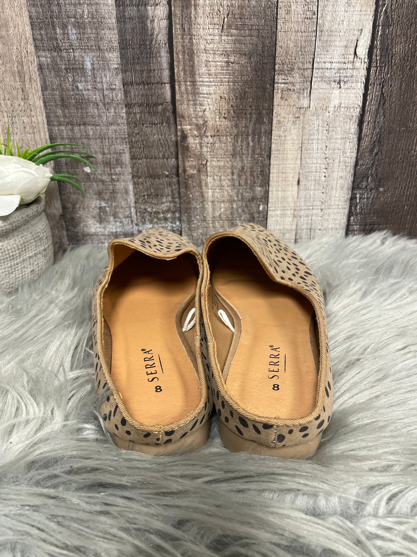 Shoes Flats By Serra  Size: 8