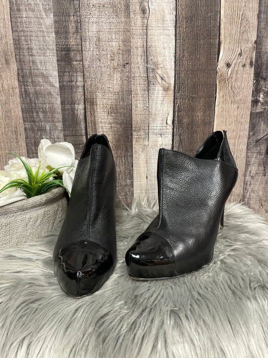 Boots Ankle Heels By Isola  Size: 9.5