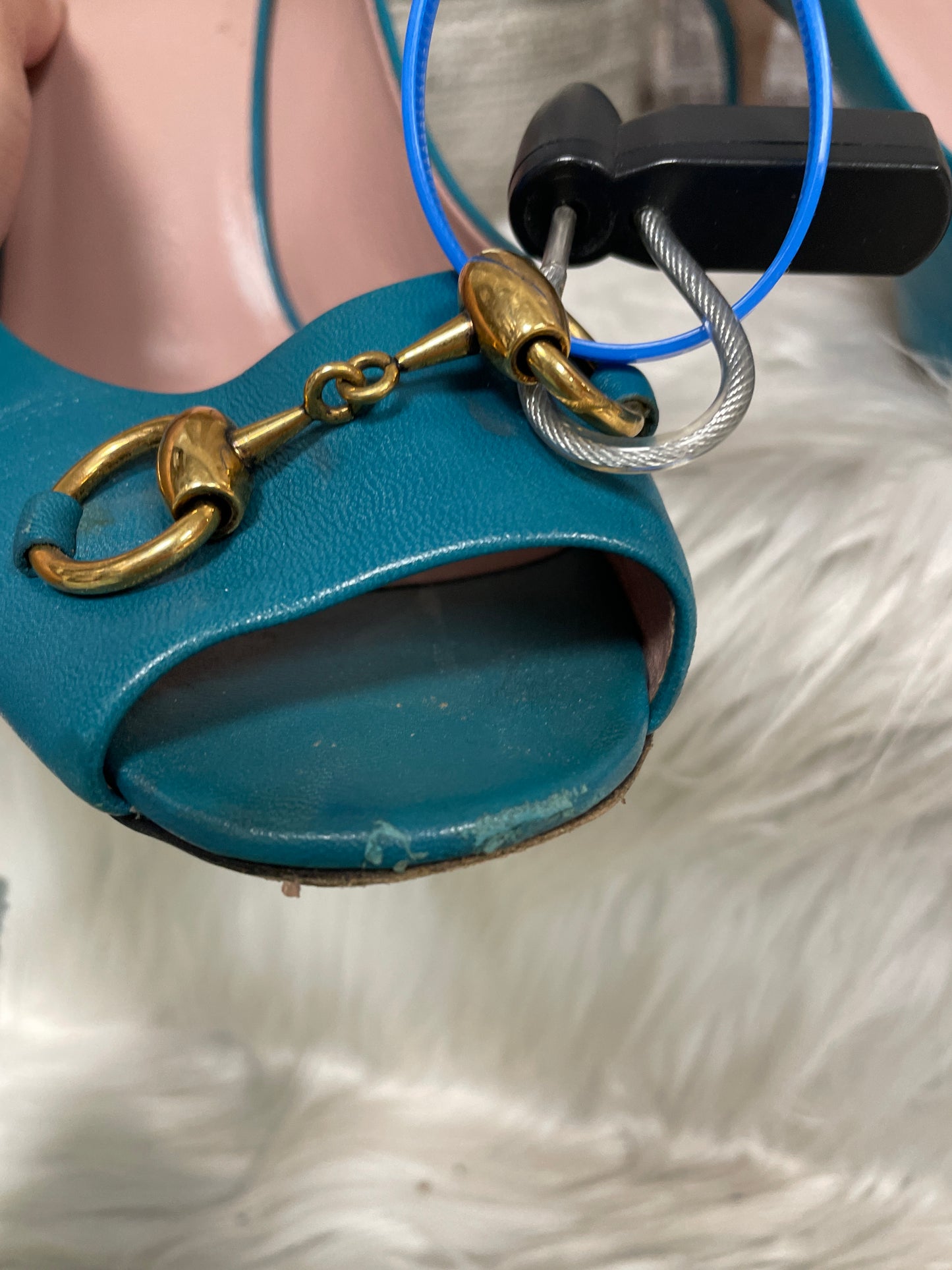 Shoes Designer By Gucci  Size: 10